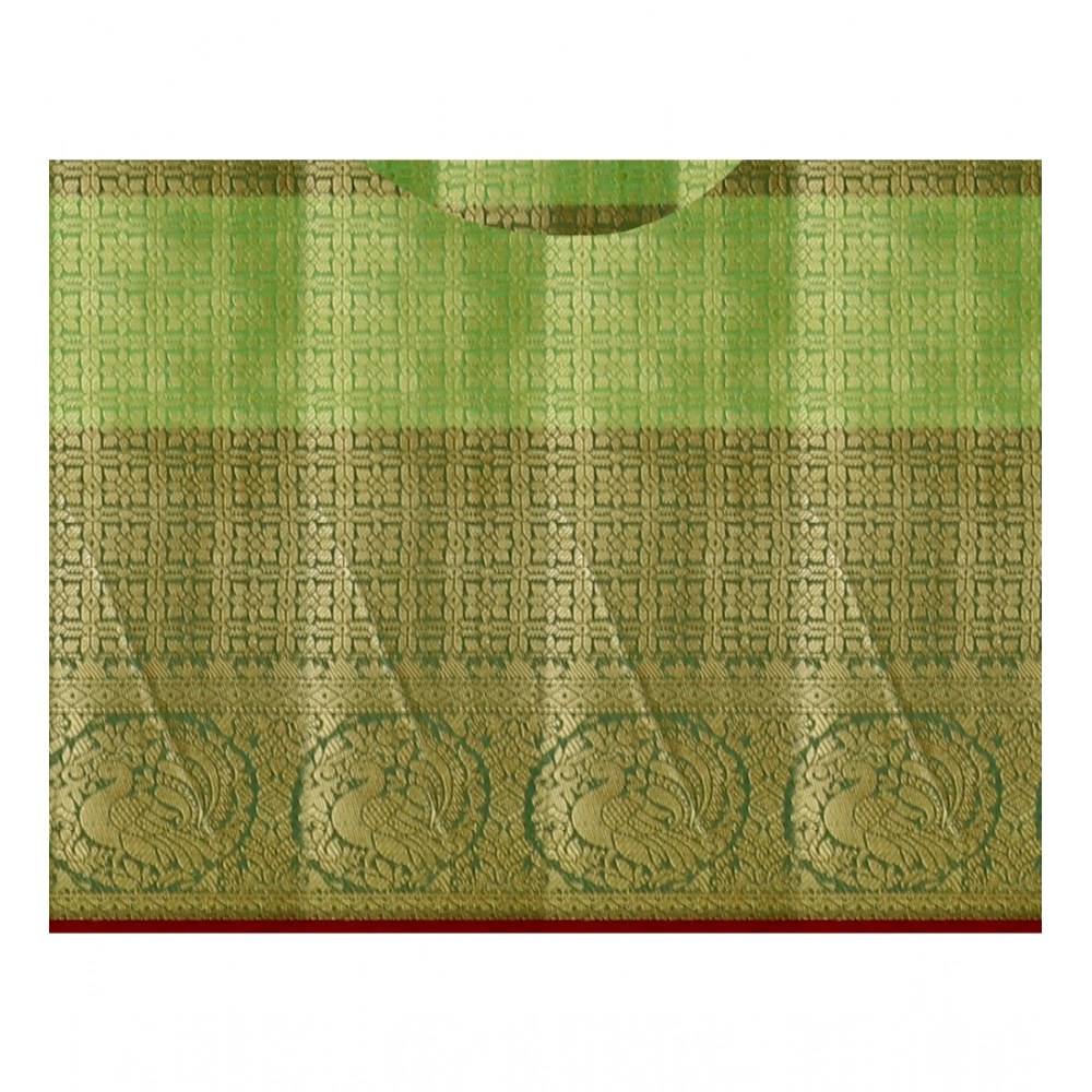 Women's Jacquard Woven Saree With Unstitched Blouse 5.5Mtr (Green) - Image 3