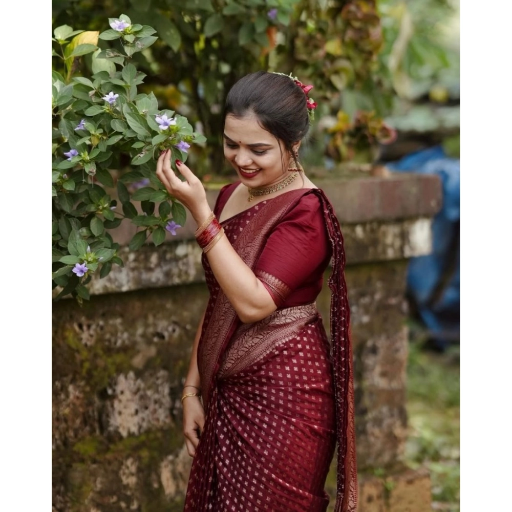 Women's Silk Printed Saree With Unstitched Blouse 5.5Mtr (Maroon) - Image 2