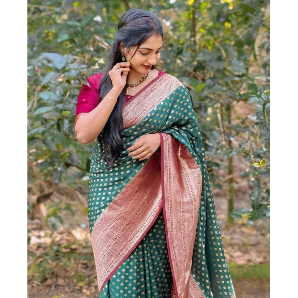 Women's Silk Printed Saree With Unstitched Blouse 5.5Mtr (Green-Red) - Image 3