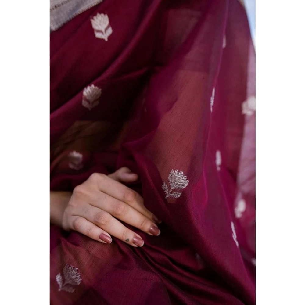 Women's Cotton Printed Saree With Unstitched Blouse 5.5Mtr (Maroon) - Image 2