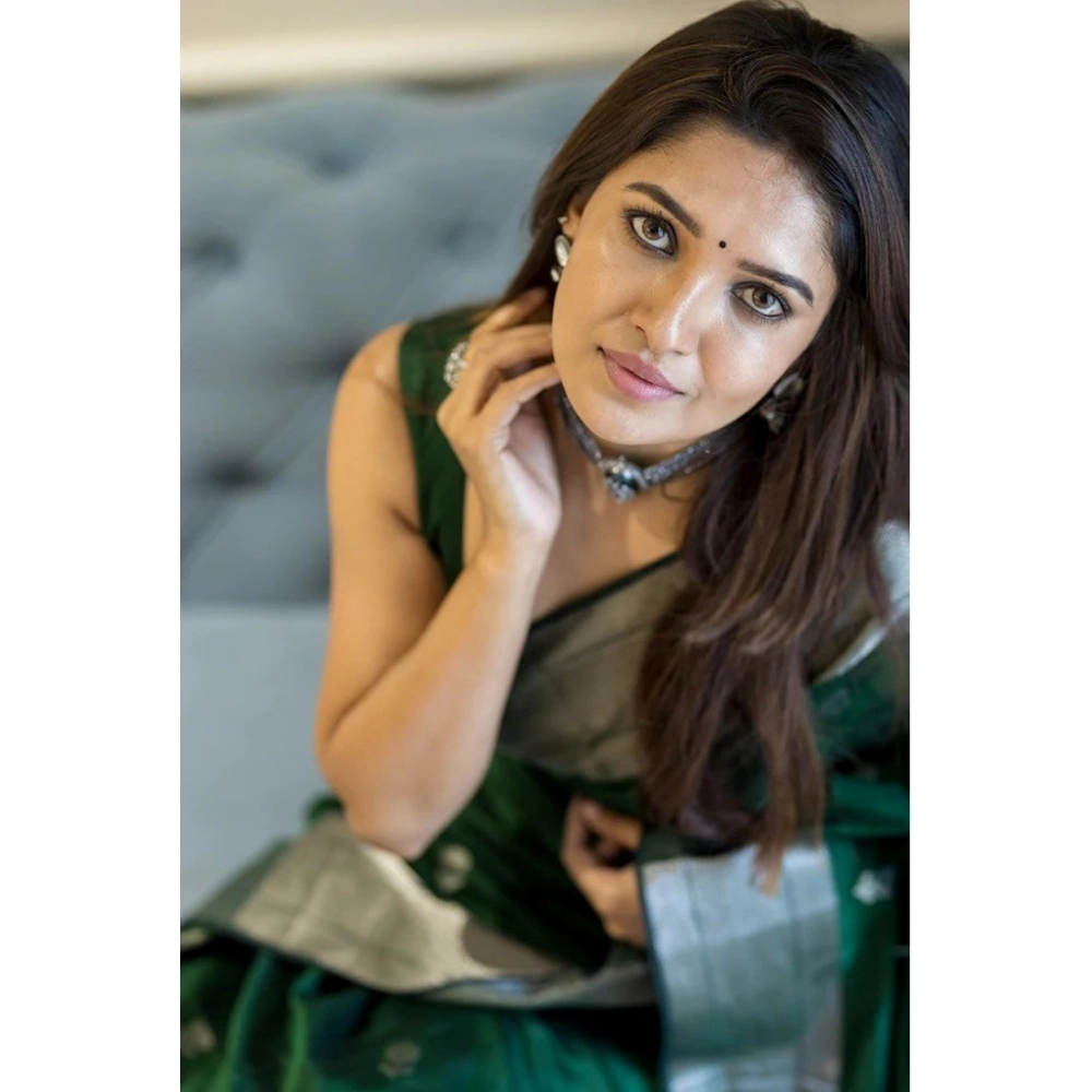 Women's Cotton Printed Saree With Unstitched Blouse 5.5Mtr (Green) - Image 2