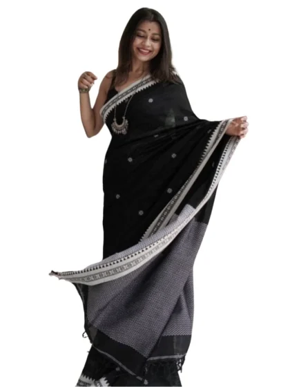 Women's Cotton Printed Saree With Unstitched Blouse 5.5Mtr (Black)