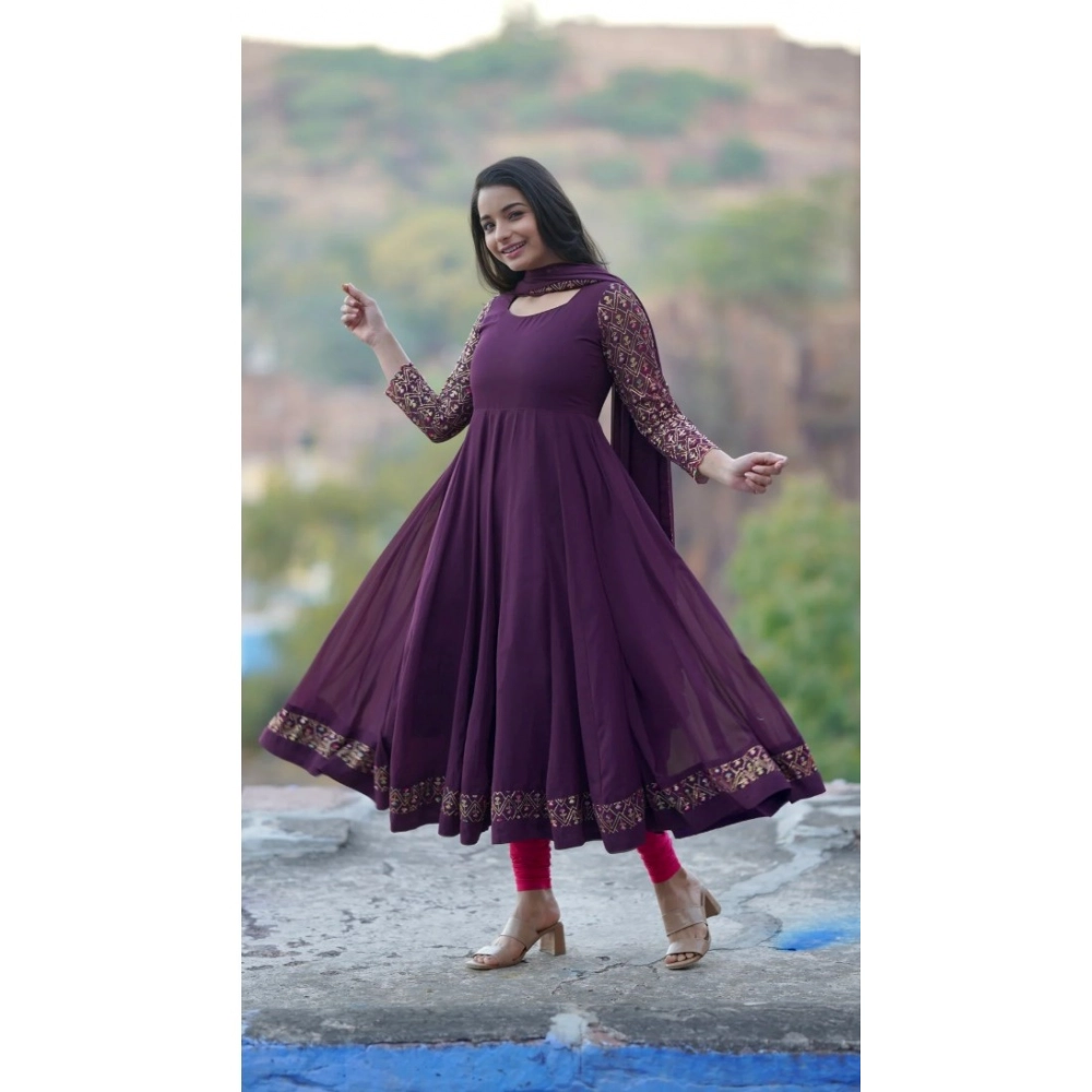 Women's Georgette Embroidery 3-4th Sleeve Round Neck Kurti with Dupatta Set (Wine)