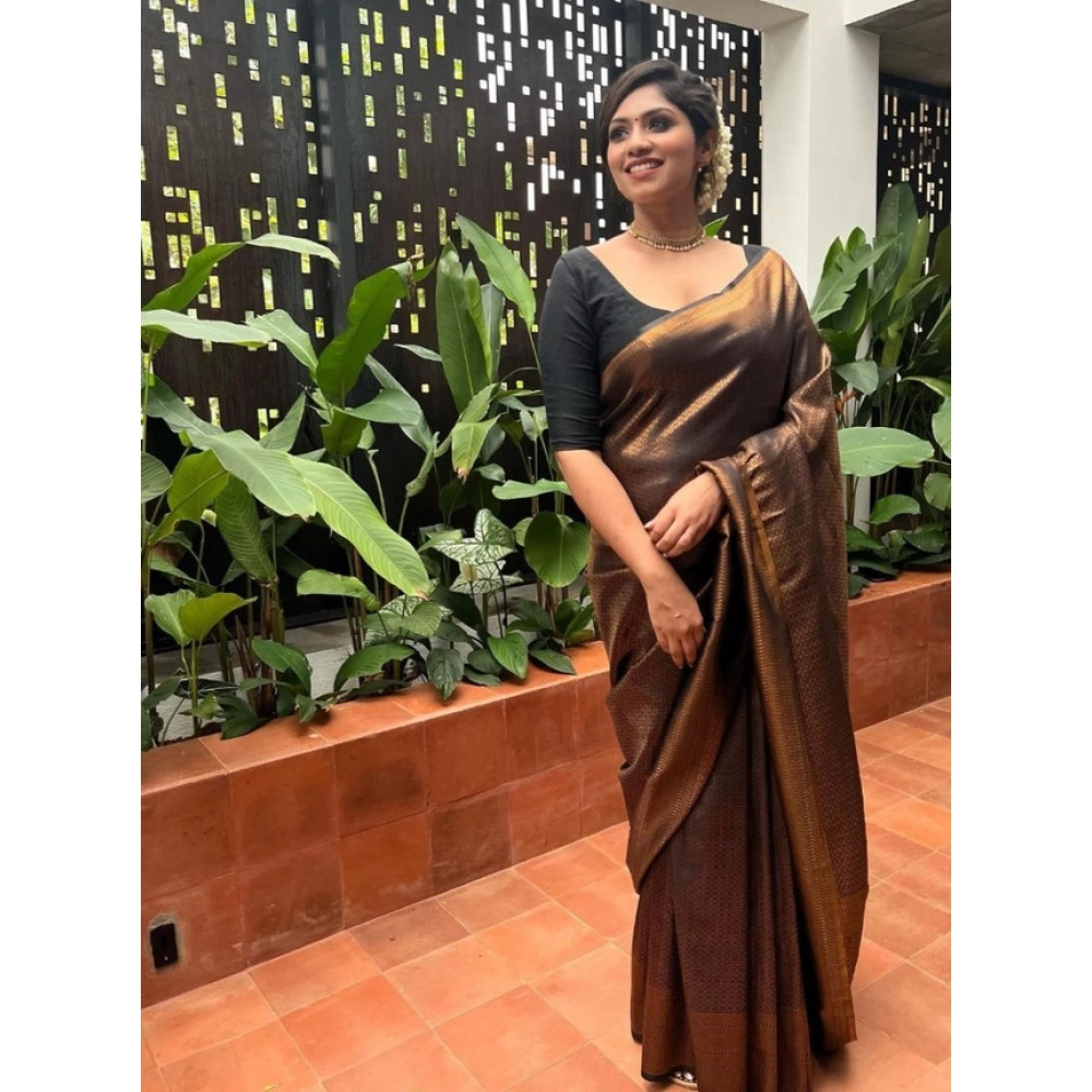 Women's Litchi silk Printed Saree With Unstitched Blouse (Gold)