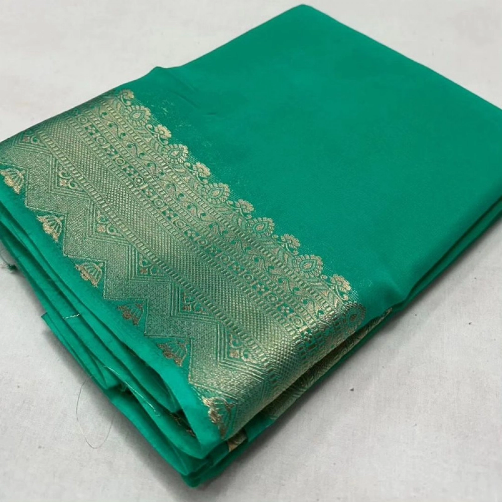 Women's Crepe Chit Pallu Solid Saree With Unstitched Blouse 5.5Mtr (Turquoise Green)