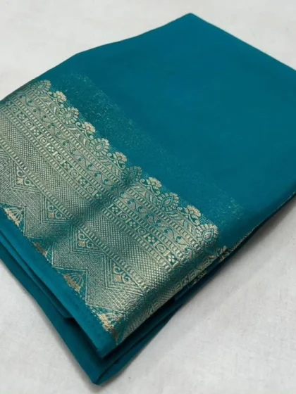 Women's Crepe Chit Pallu Solid Saree With Unstitched Blouse 5.5Mtr (Sky Blue)
