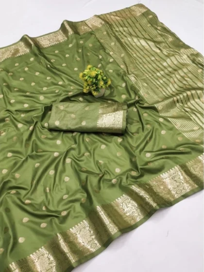 Women's Jacquard Silk Jaquard Woven Saree With Unstitched Blouse 5.5Mtr (Green)