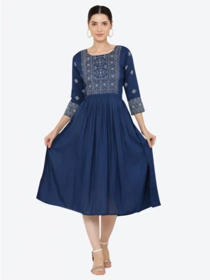 Women's Casual Rayon 3-4th Sleeves Kurti (Blue)