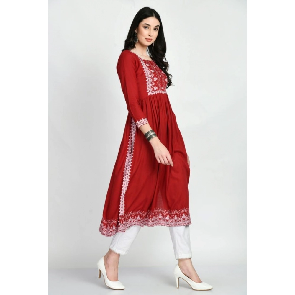 Women's Casual Rayon 3-4th Sleeves Kurti (Maroon) - Image 3