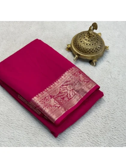 Women's Crepe Chit Pallu Solid Saree With Unstitched Blouse 5.5Mtr?(Pink)