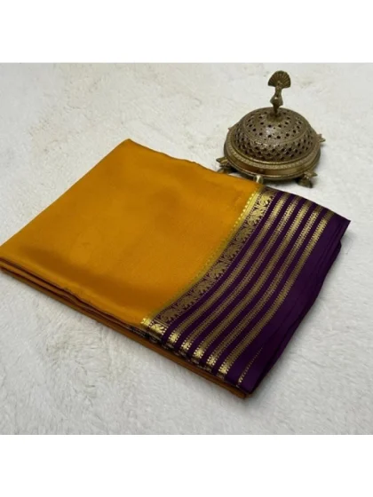Women's Crepe Chit Pallu Solid Saree With Unstitched Blouse 5.5Mtr?(Gold)