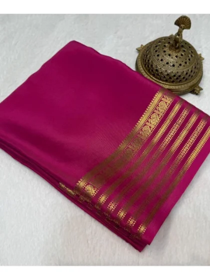 Women's Crepe Chit Pallu Solid Saree With Unstitched Blouse 5.5Mtr?(Pink)