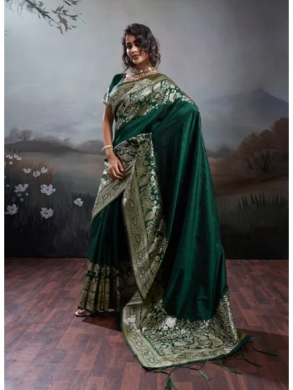Women's Silk Blend Printed Saree With Unstitched Blouse 5.5Mtr (Dark Green)