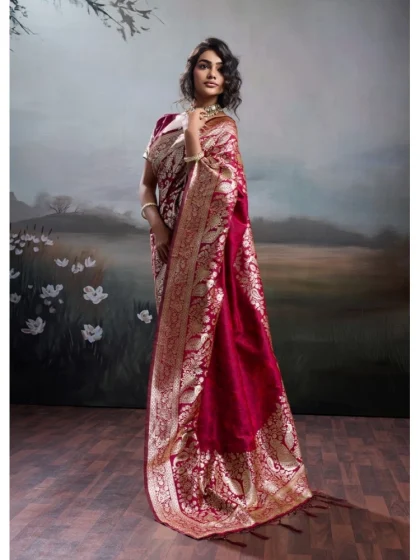 Women's Silk Blend Printed Saree With Unstitched Blouse 5.5Mtr (Maroon)