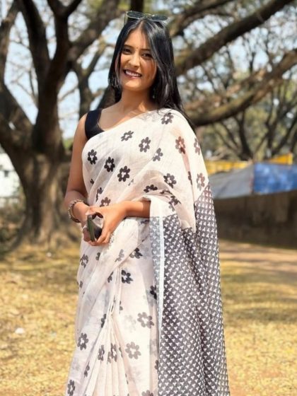 Women's Linen Floral Printed Saree With Unstitched Blouse - 5.5 Mtr (White)