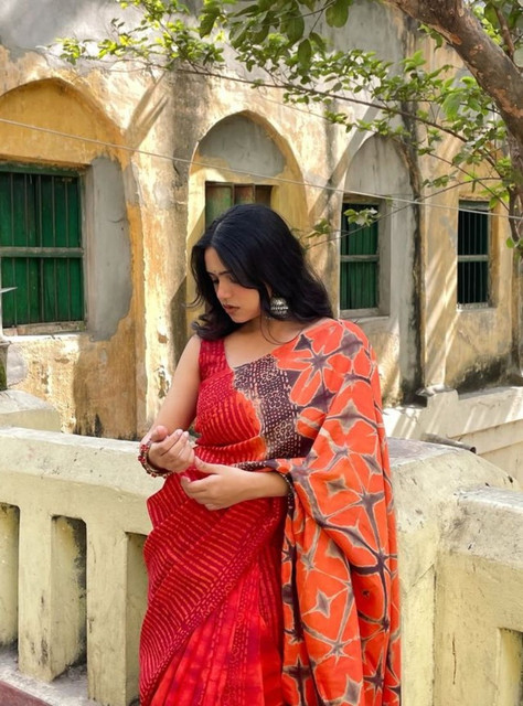 Women's Linen Floral Printed Saree With Unstitched Blouse - 5.5 Mtr (Red-Orange) - Image 4