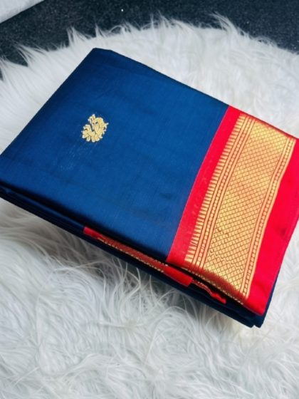 Women's Cotton Silk Solid Saree With Unstitched Blouse - 5.5 Mtr (Navy Blue-Red)