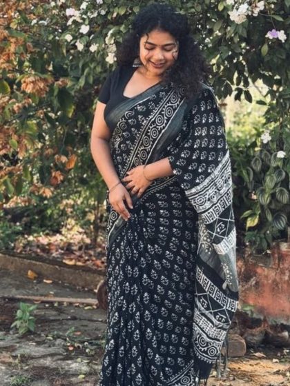 Women's Linen Printed Saree With Unstitched Blouse - 5.5 Mtr (Black)